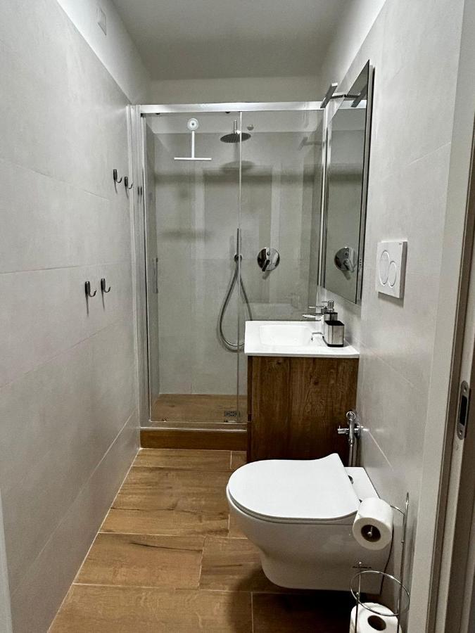 Lotus Apartment Bari Ngoại thất bức ảnh