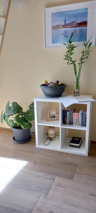 Lotus Apartment Bari Ngoại thất bức ảnh